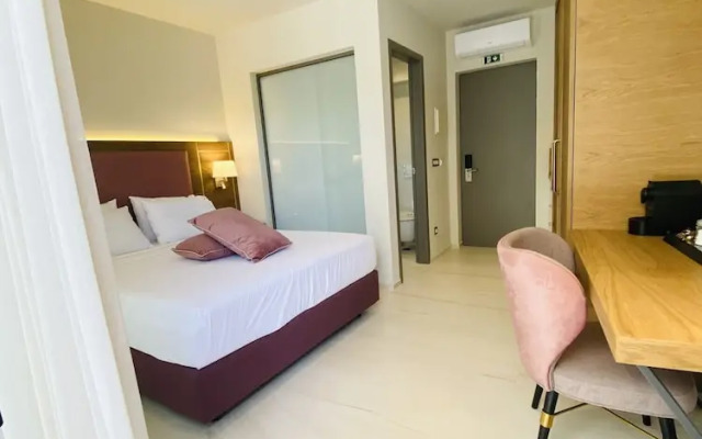 Serenity Suites