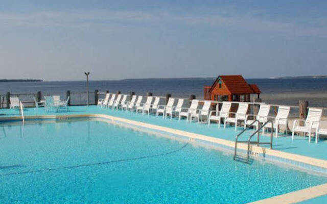 Buccaneer Beach Motel