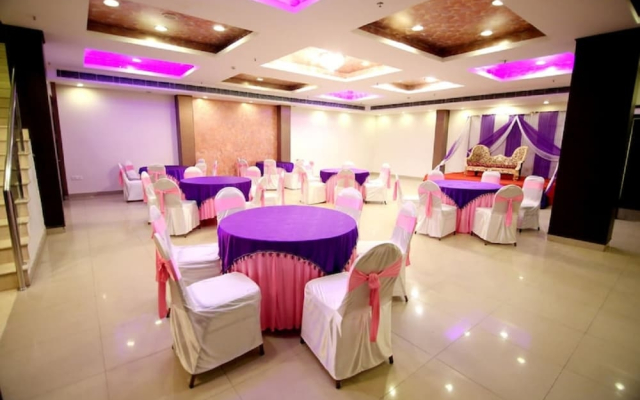 Goroomgo Rousha Inn Ghaziabad