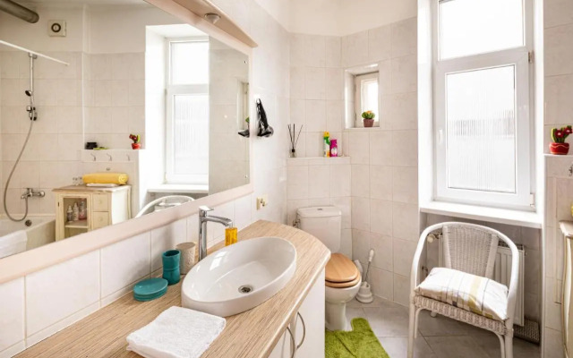 Old Riga Vagnera Quiet Apartment