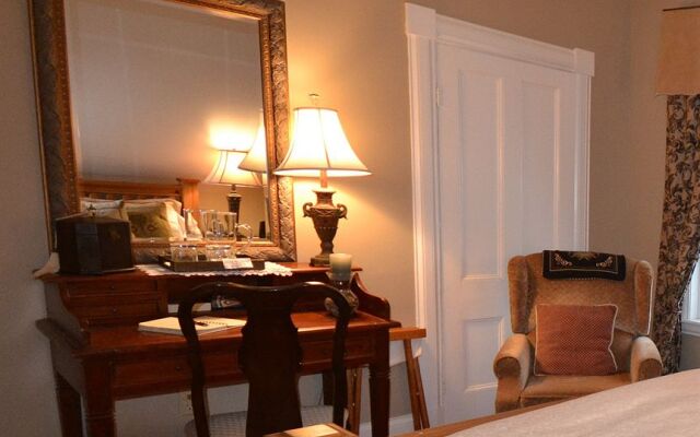 The Briarwood B&B