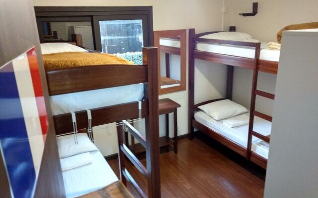 Garoa Hostel