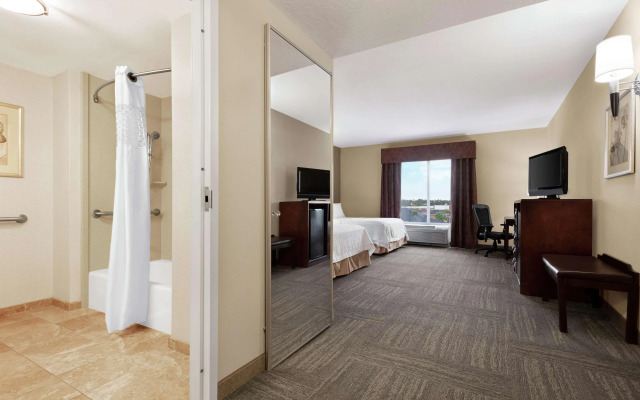 Hampton Inn & Suites Brunswick