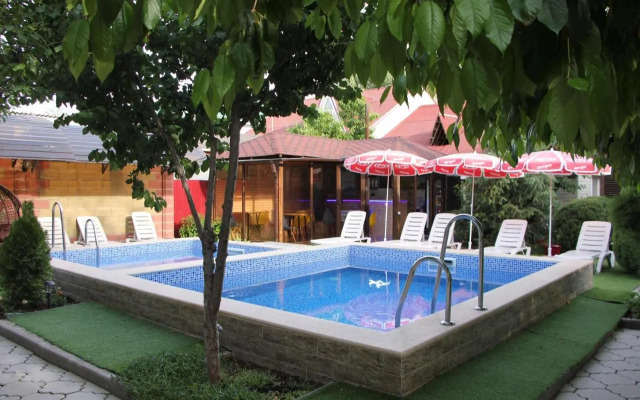 Maze Guest House