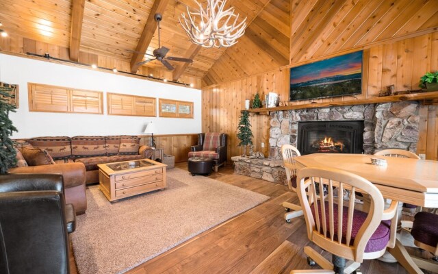 009 - Eden on the Lake