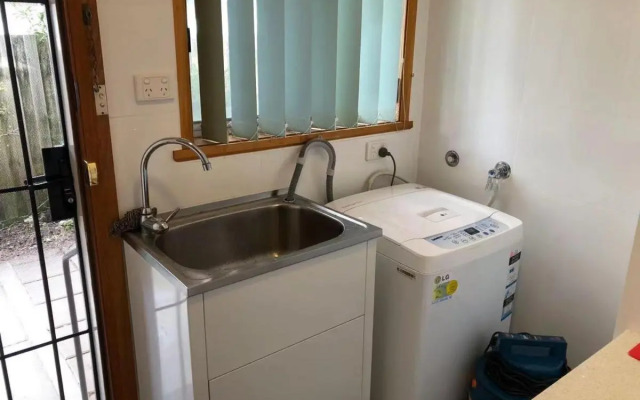 Rosebud Beachhouse Across from Beach