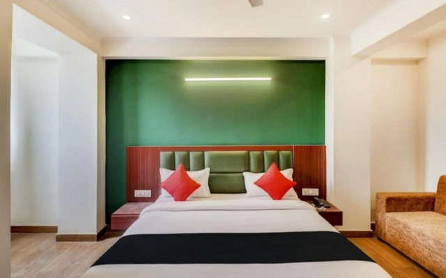 OYO 87426 Lime Tree Dwarka Sec 21 Metro Near