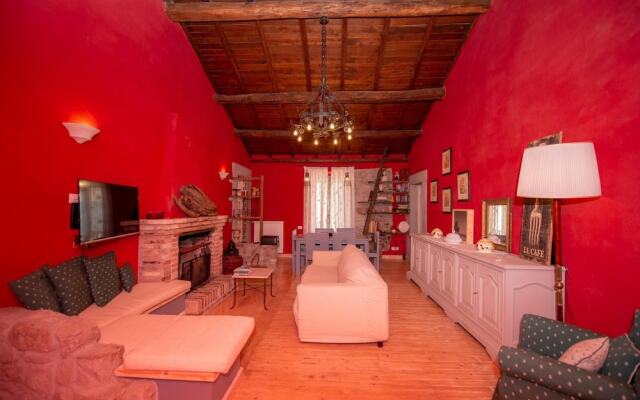 Big Family Villa in Rome Countryside