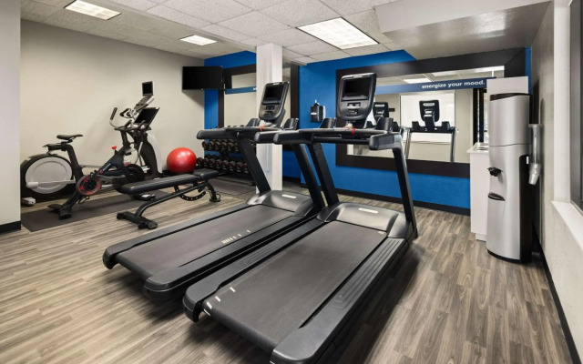 Hampton Inn Minneapolis NW Maple Grove