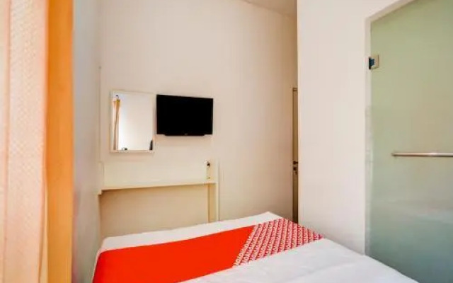 Airport Village Juanda by OYO Rooms