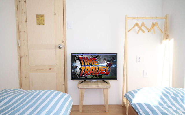 Time Travelers Relax - Hostel (Foreigners Only)