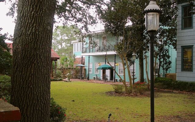 Historic District East by S.D.V.