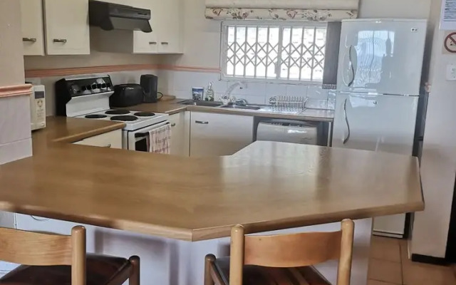 Isikhulu Apartments