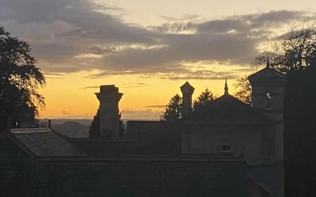 CH Apt 11 2bed in Bath