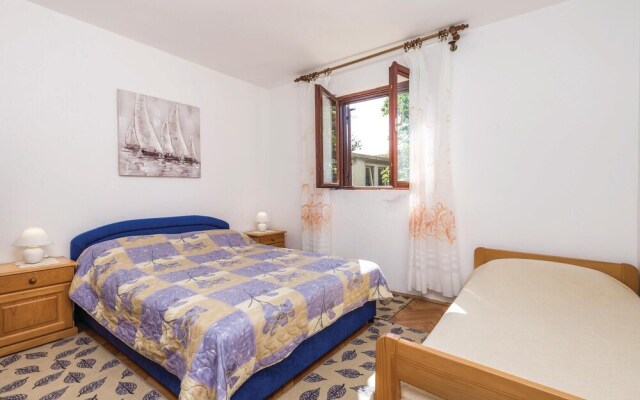 Stunning Home in Barbat-rab With Wifi and 1 Bedrooms