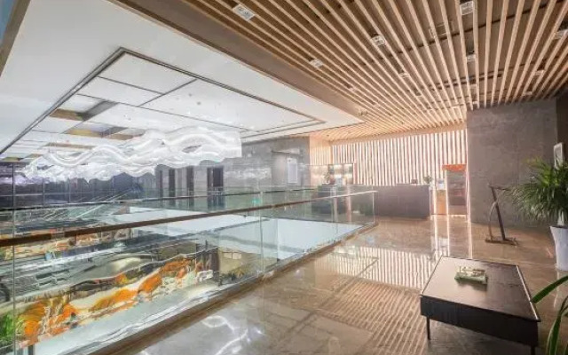 Yijia Hotel