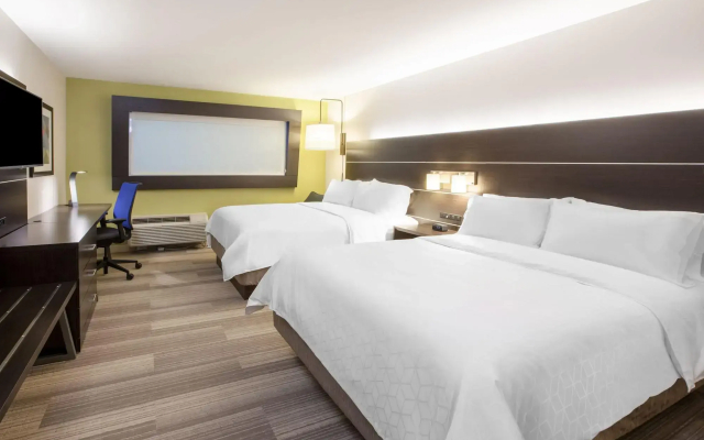 Holiday Inn Express Monterrey Fundidora by IHG