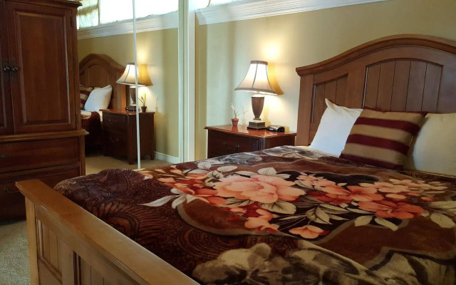 Beachwood Condos & Resort