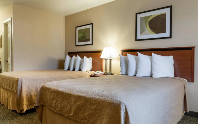 Motel 6 Junction, Texas - Llano River