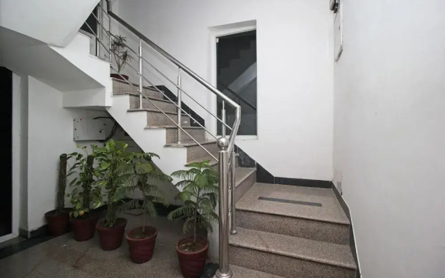 OYO 6574 Sector 44