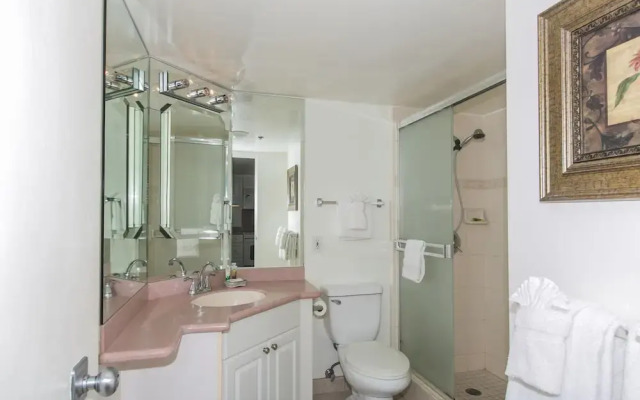 Spacious One Bedroom Harbor View Condos at Ilikai Marina With Private Balcony
