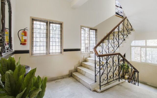 OYO 11321 Hotel Goutham Residency