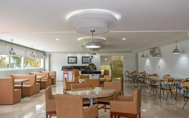 Hotel 5 Inn Plus