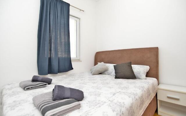 Apartments Maro