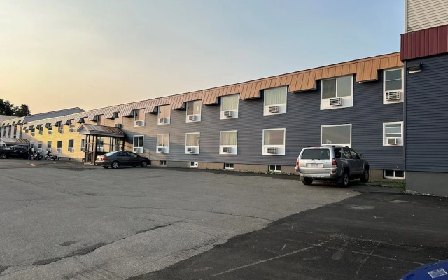 Presque Isle Inn & Convention Center