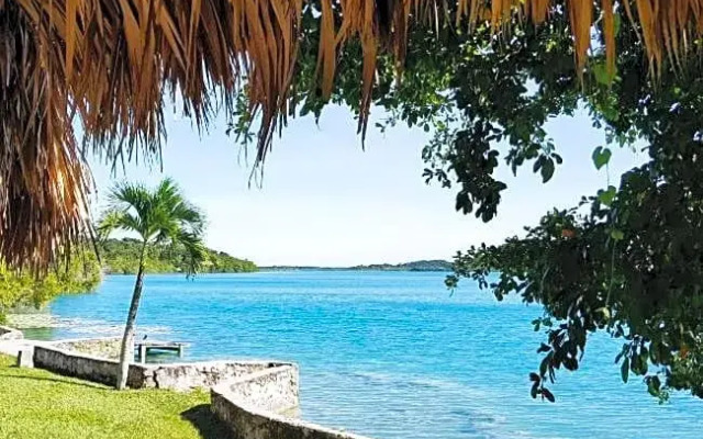 NAUH Rooms Xul-ha Bacalar México