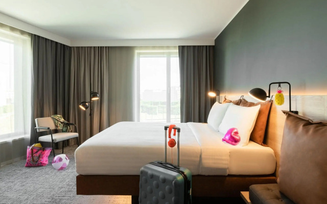 Moxy Paris Val D’Europe