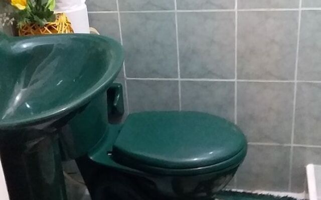 Room in Guest Room - Green Sea Inn San Luis