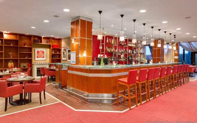 NH Luxembourg Airport