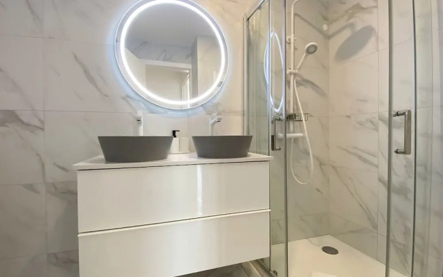 Penthouse Triplex com Jacuzzi T3 HsR Vilamarina