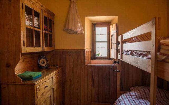 Sintra Small Hostel