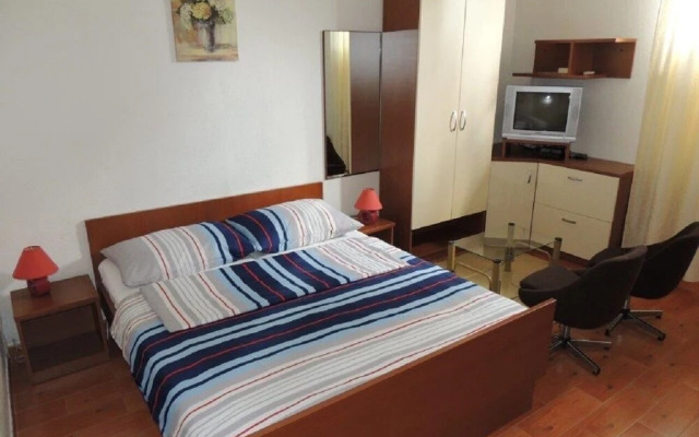 Jure - Ground Floor Studio-apartments - SA2