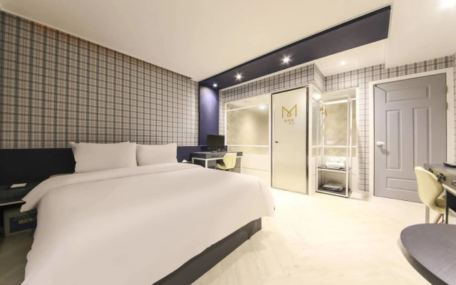 Hotel Marilyn