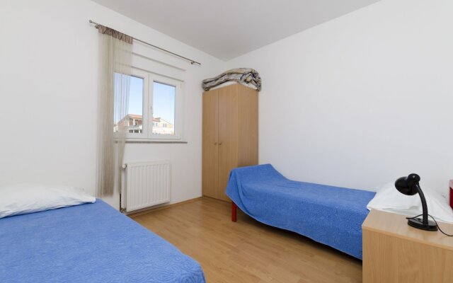 Apartment Lena