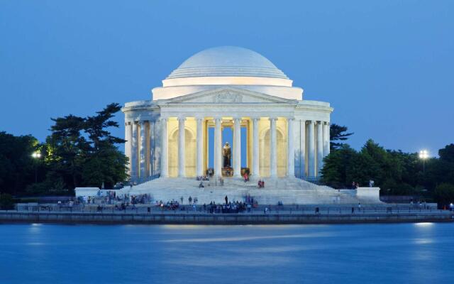 Hotel Belvoir Springfield