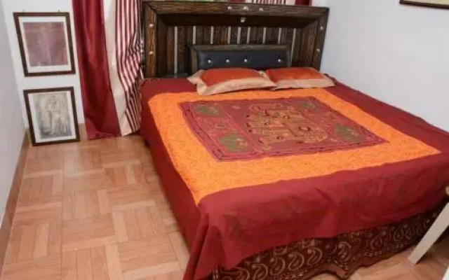 Karina Guest House
