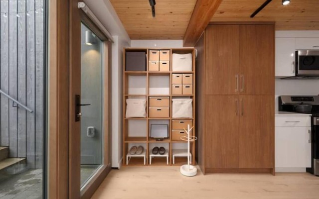 Passive House Luxury 2 Bedroom Basement Suite