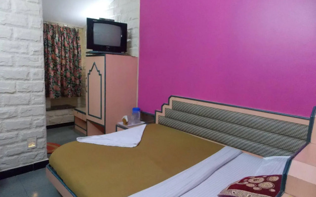 Hotel Everest
