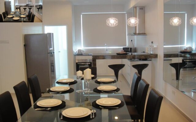 Shamrock Beach Villas