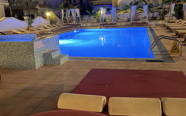 Oasis Beach Club