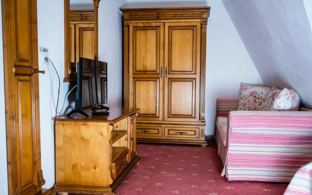 Casa Motului B&B