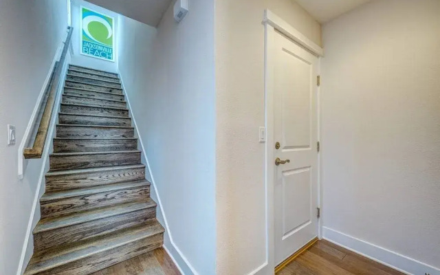 Beach Escape Four - Luxury Townhome
