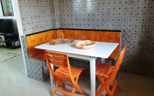 Partie de pittoresque maison en bord de mer