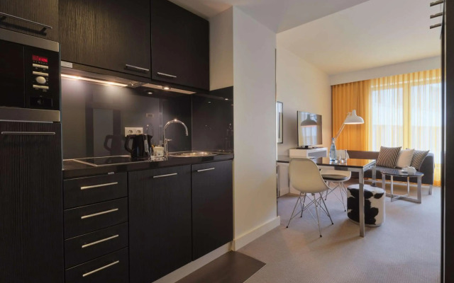 Adina Apartment Hotel Berlin Hackescher Markt