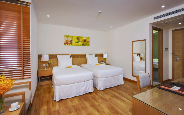 Rosaka Nha Trang Hotel