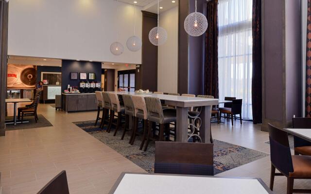 Hampton Inn & Suites Albany-East Greenbush